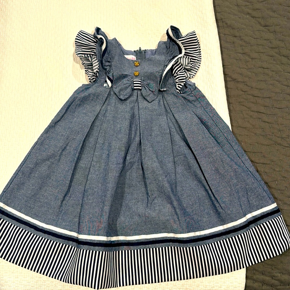 Adorable Bonnie Jean chambray dress 4